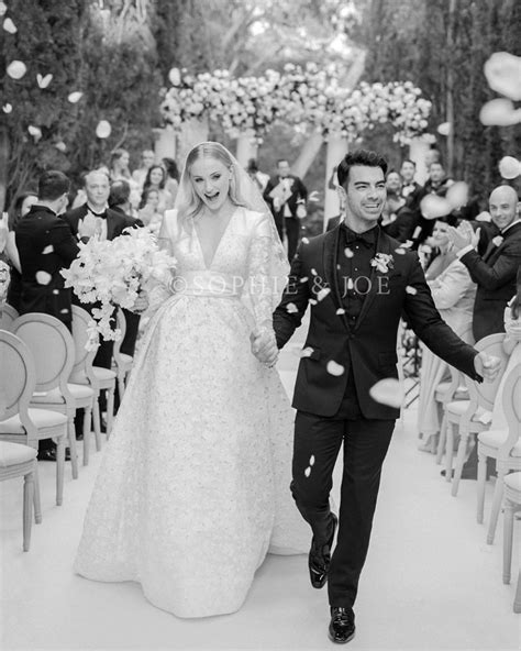 sophie turner wedding